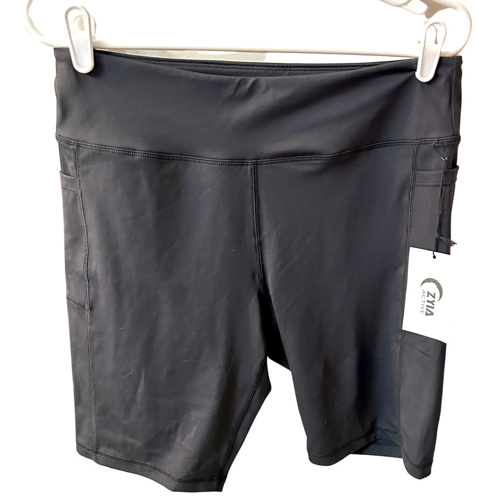 NWT Zyia Black Light N Tight Pocket Hustle Shorts 8” (XXXL)